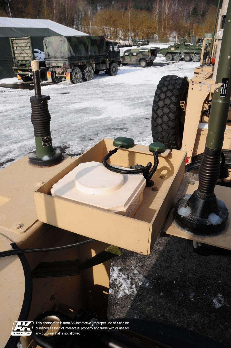 Детали экстерьера Oshkosh M-ATV 2009 года  (фото 144 из 676)